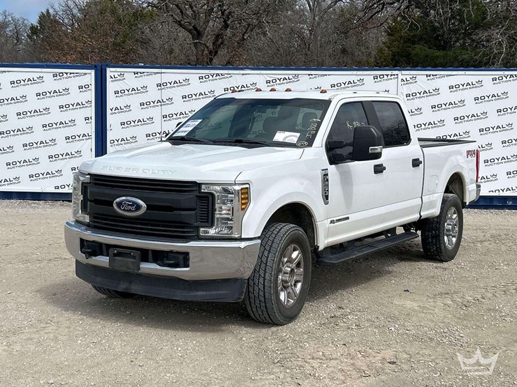 2019-ford-f250-image-1