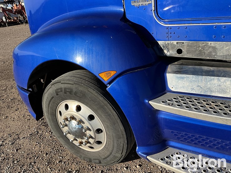 2011-kenworth-t660-image-15