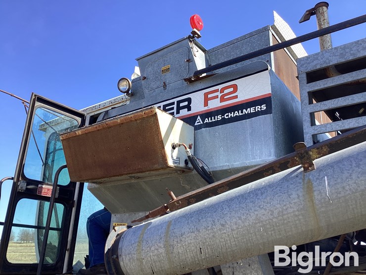 1982-gleaner-f2-image-13