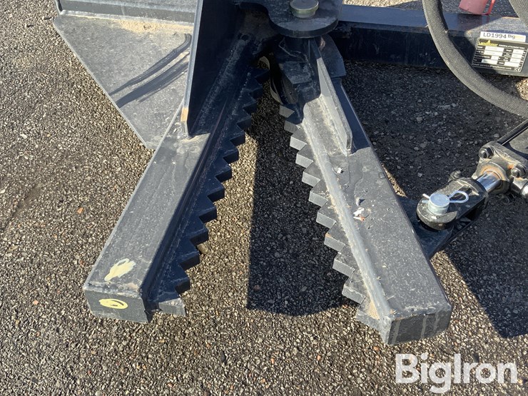 2024-massey-ferguson-730-image-16