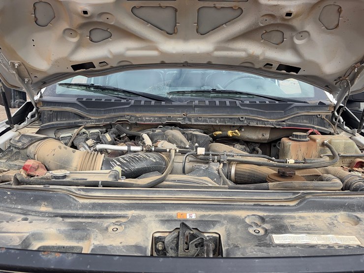 2019-ford-f550-image-21