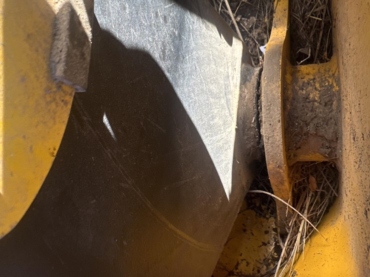 2021-jcb-270t-image-18