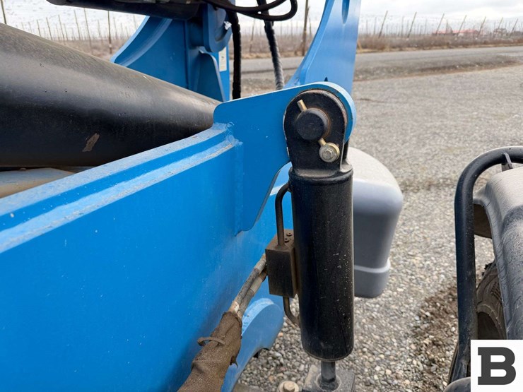 2013-genie-gth844-image-25