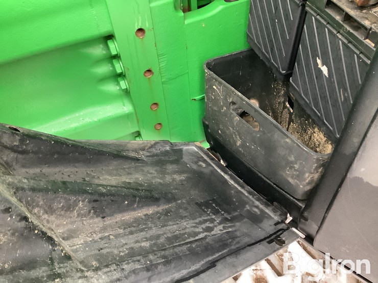 2012-john-deere-8235r-image-18