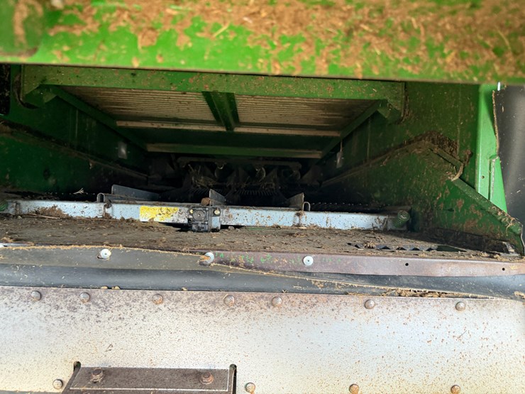 2009-john-deere-9670-sts-image-38