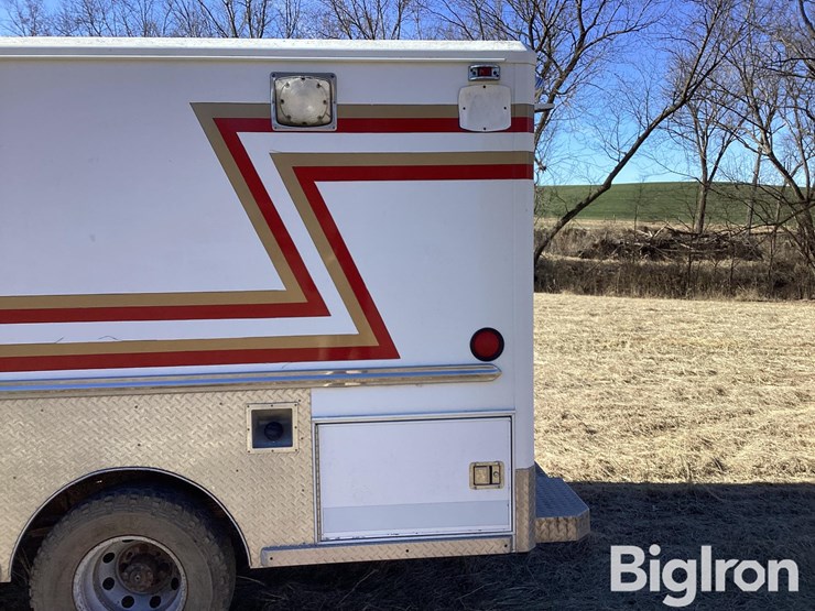 1995-ford-e350-image-17