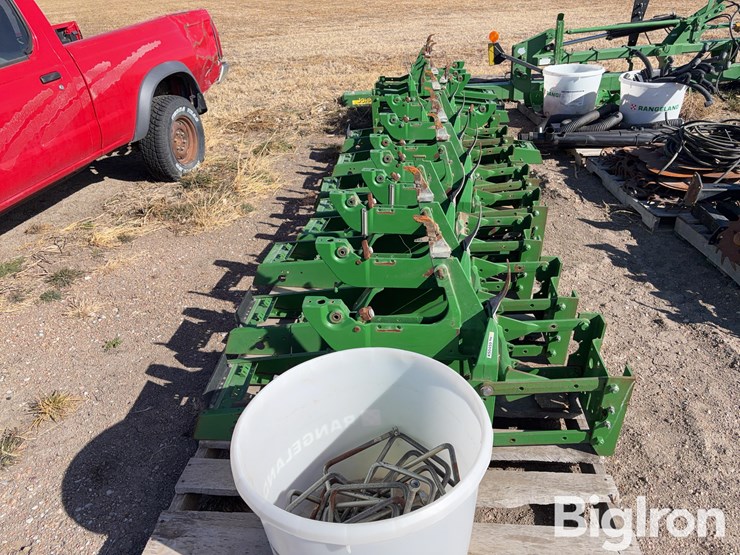 john-deere-12-image-2