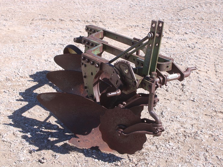 #2039-•-john-deere-3-bottom-plow-image-1