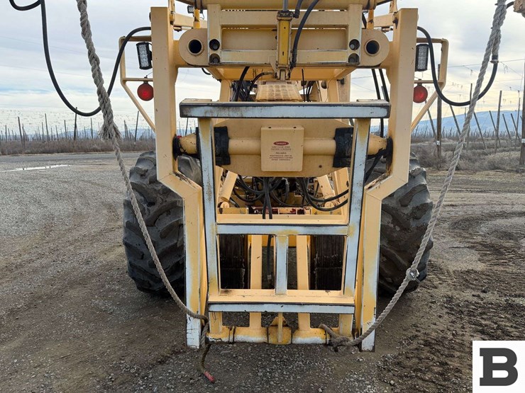 1996-international-915-image-9