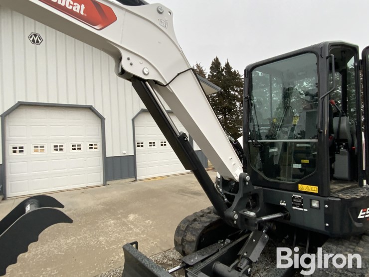 2024-bobcat-e55-image-13