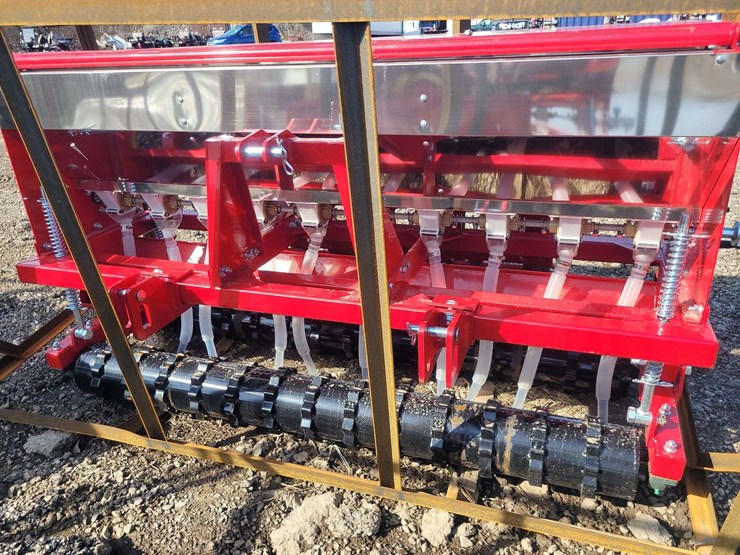 (1)-agt-no-till-seed-drill-type:-stsd10-image-2