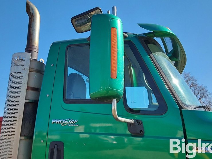 2011-international-prostar-image-15