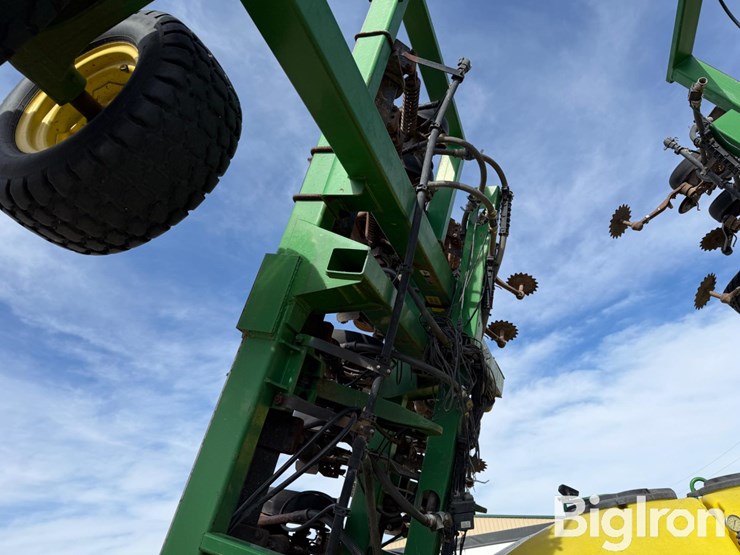 2005-john-deere-1890-ccs-image-19