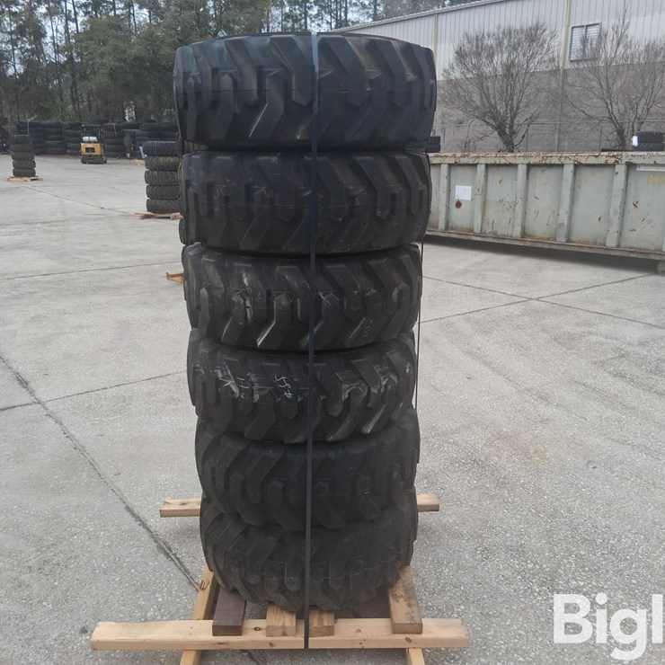 ExtremeLift 10-16.5 Tires & Rims