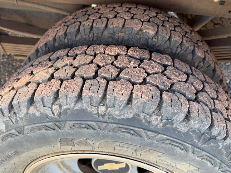 1996-chevrolet-3500-image-12