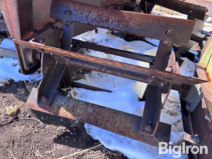 orthman-folding-rolling-stalk-chopper-image-10