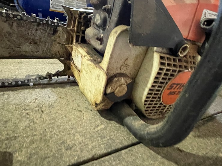 #7200-•-stihl-ms290-chain-saw-image-10