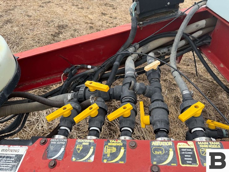 case-ih-precision-spray-160-image-14