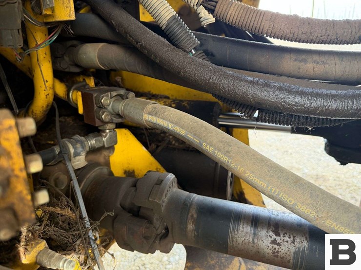 2001-komatsu-wa380-3-image-34