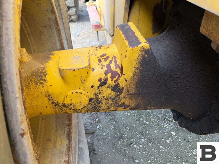 2001-komatsu-wa380-3-image-46