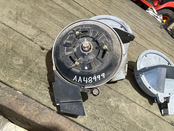 john-deere-7000-image-10