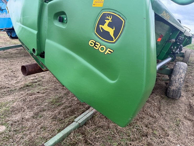 2013-john-deere-630f-image-18