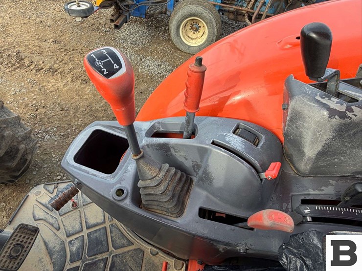 2016-kubota-m5-091-image-33