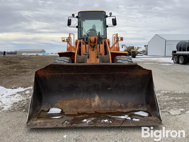 2005-daewoo-mega-300-v-image-2