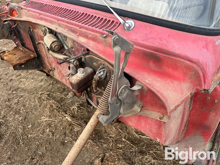 international-b-image-9