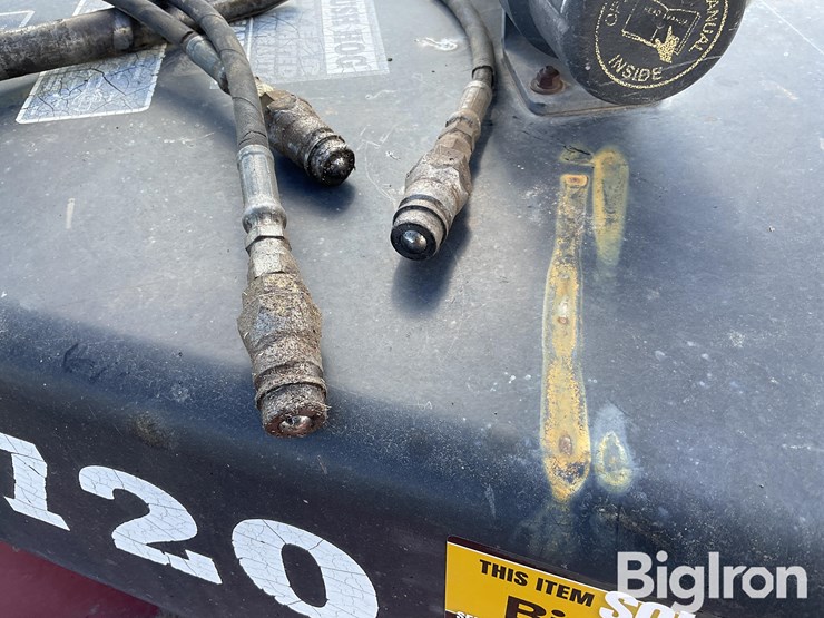 bush-hog-2720-image-14