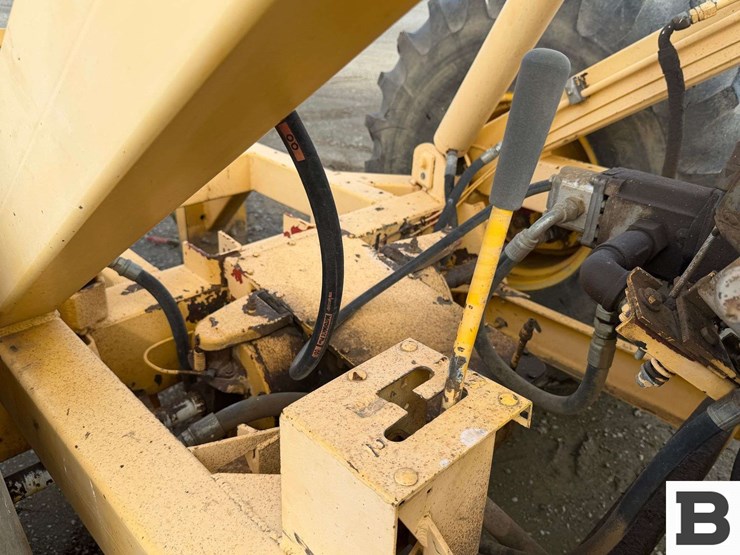 1996-international-915-image-27