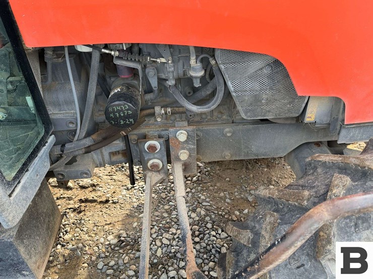 2014-kubota-m8540hd-image-21