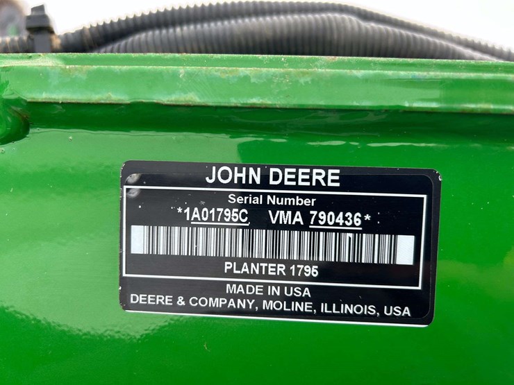 2021-john-deere-1795-image-22