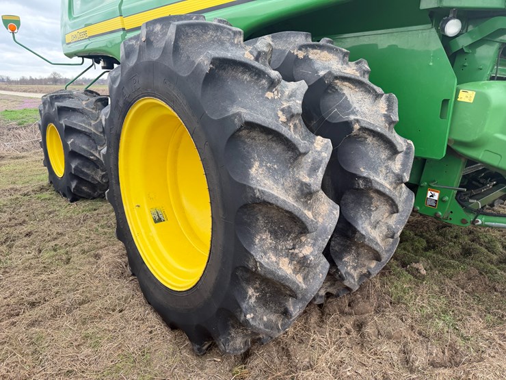 2009-john-deere-9670-sts-image-10
