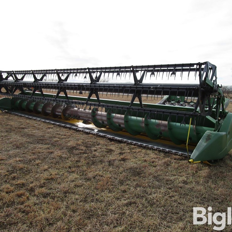 2008 JOHN DEERE 630F