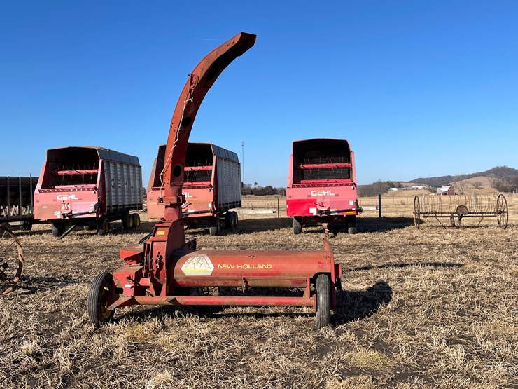 #3448-•-new-holland-chopper-image-5