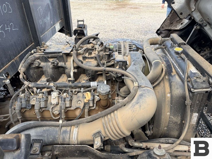 2007-isuzu-npr-image-42