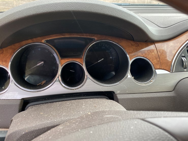 2012-buick-enclave-image-27