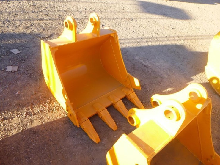 caterpillar-305-image-2