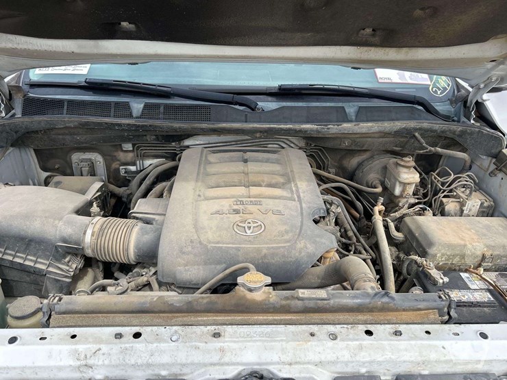 2014-toyota-tundra-image-8