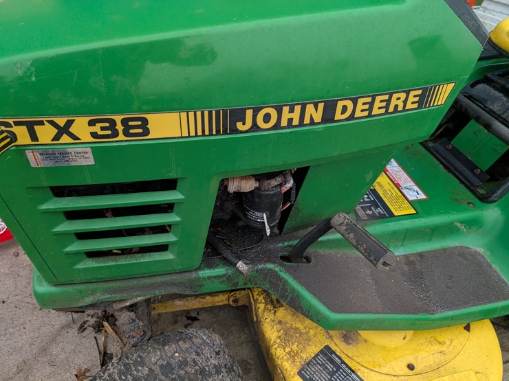 john-deere-38-image-4