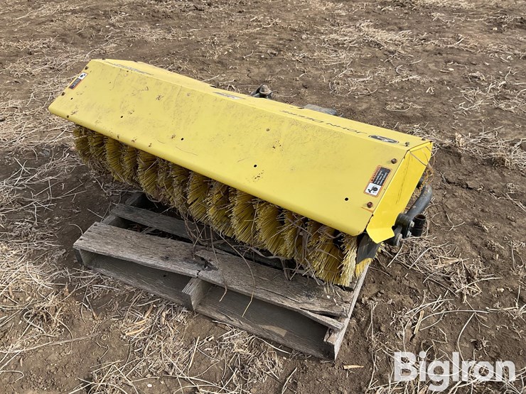 john-deere-52-image-1