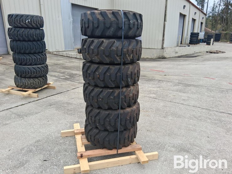 extremelift-10-16.5-tires-&-rims-image-4