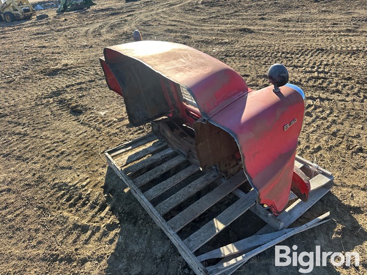 international-b-image-5