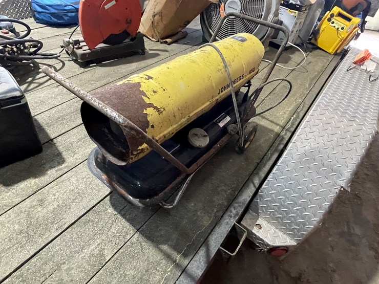 #7206-•-john-deere-torpedo-heater-image-1