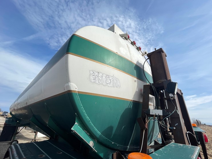 1978-fruehauf-tanker-image-17