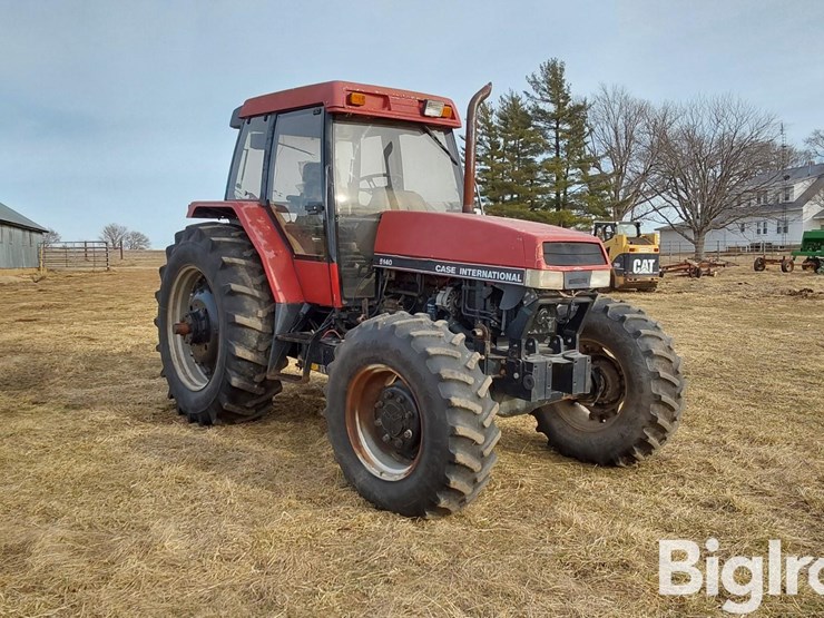 1990-case-ih-5140-image-3