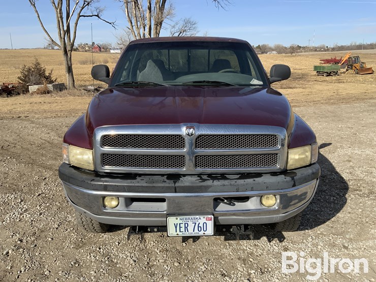2001-dodge-ram-1500-image-2