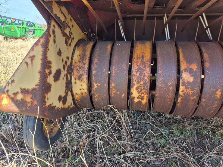 new-holland-268-image-10