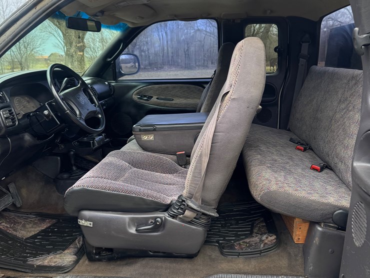 1999-dodge-ram-2500-image-7